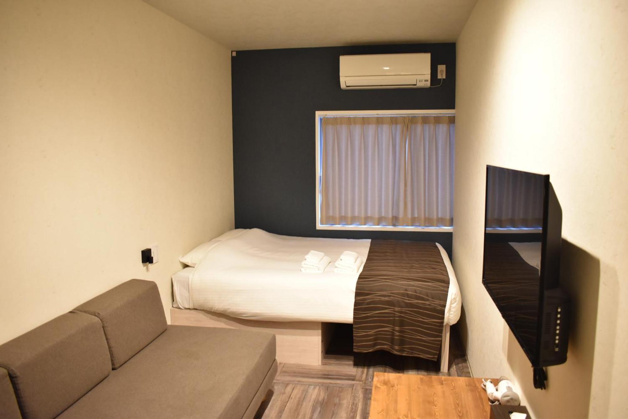 فندق Shinsaibashi House أوساكا الغرفة الصورة
