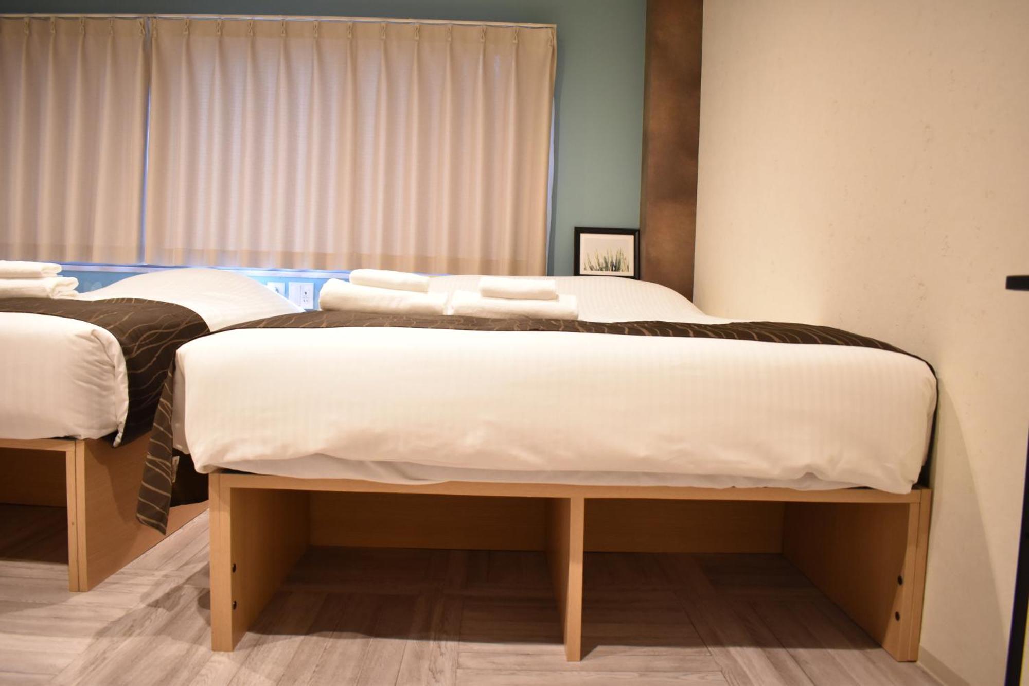 فندق Shinsaibashi House أوساكا الغرفة الصورة