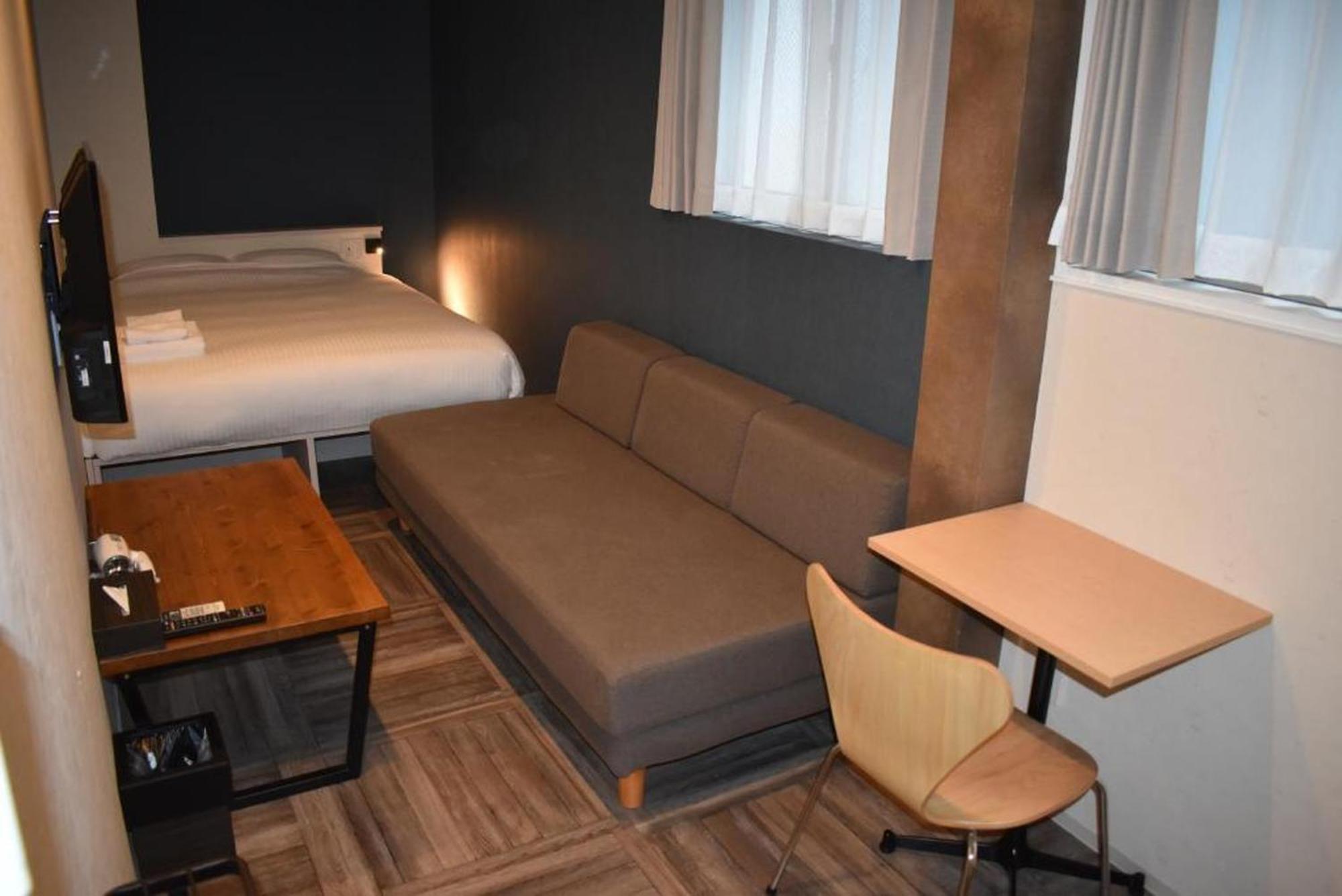 فندق Shinsaibashi House أوساكا الغرفة الصورة