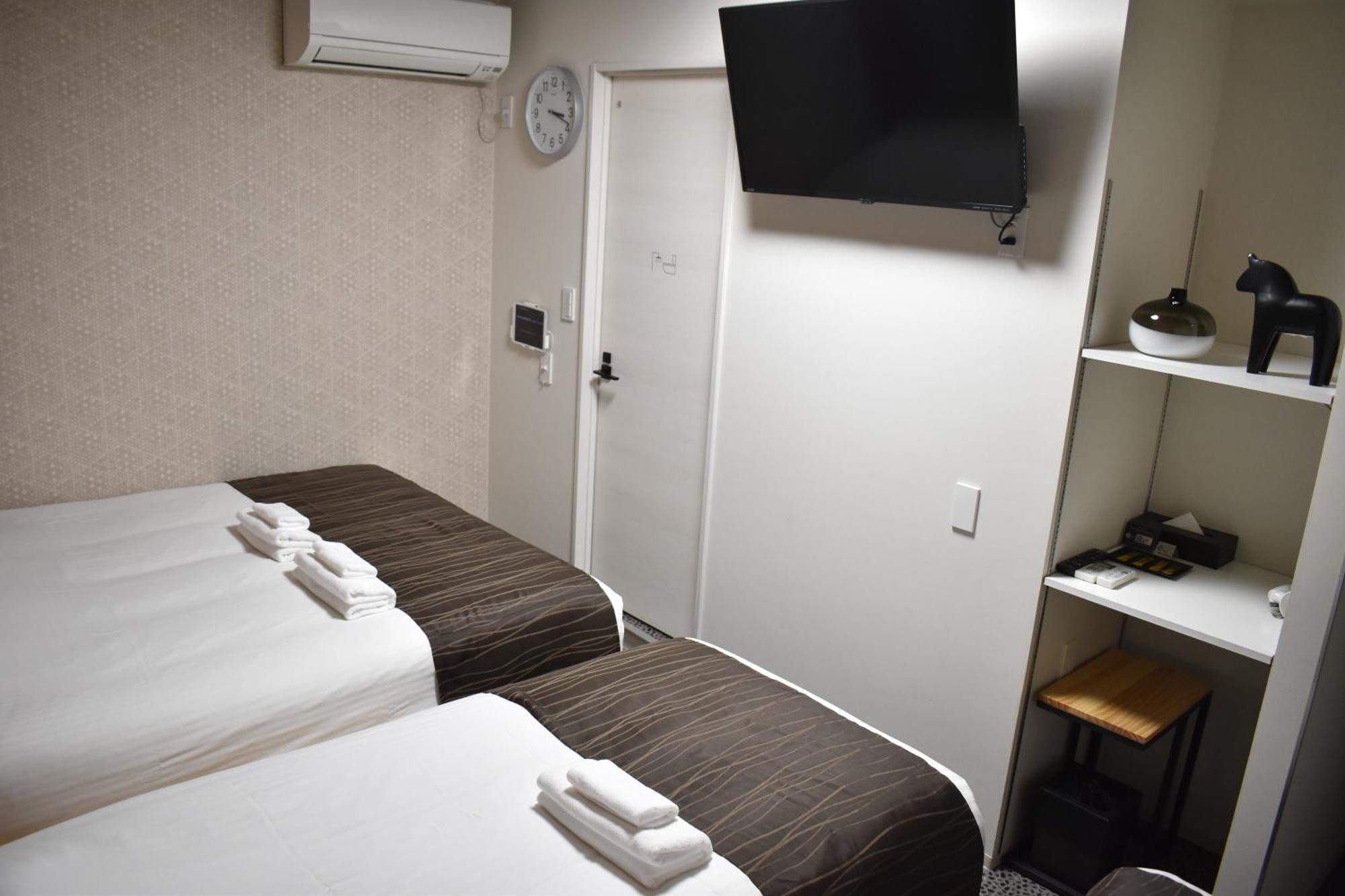 فندق Shinsaibashi House أوساكا الغرفة الصورة