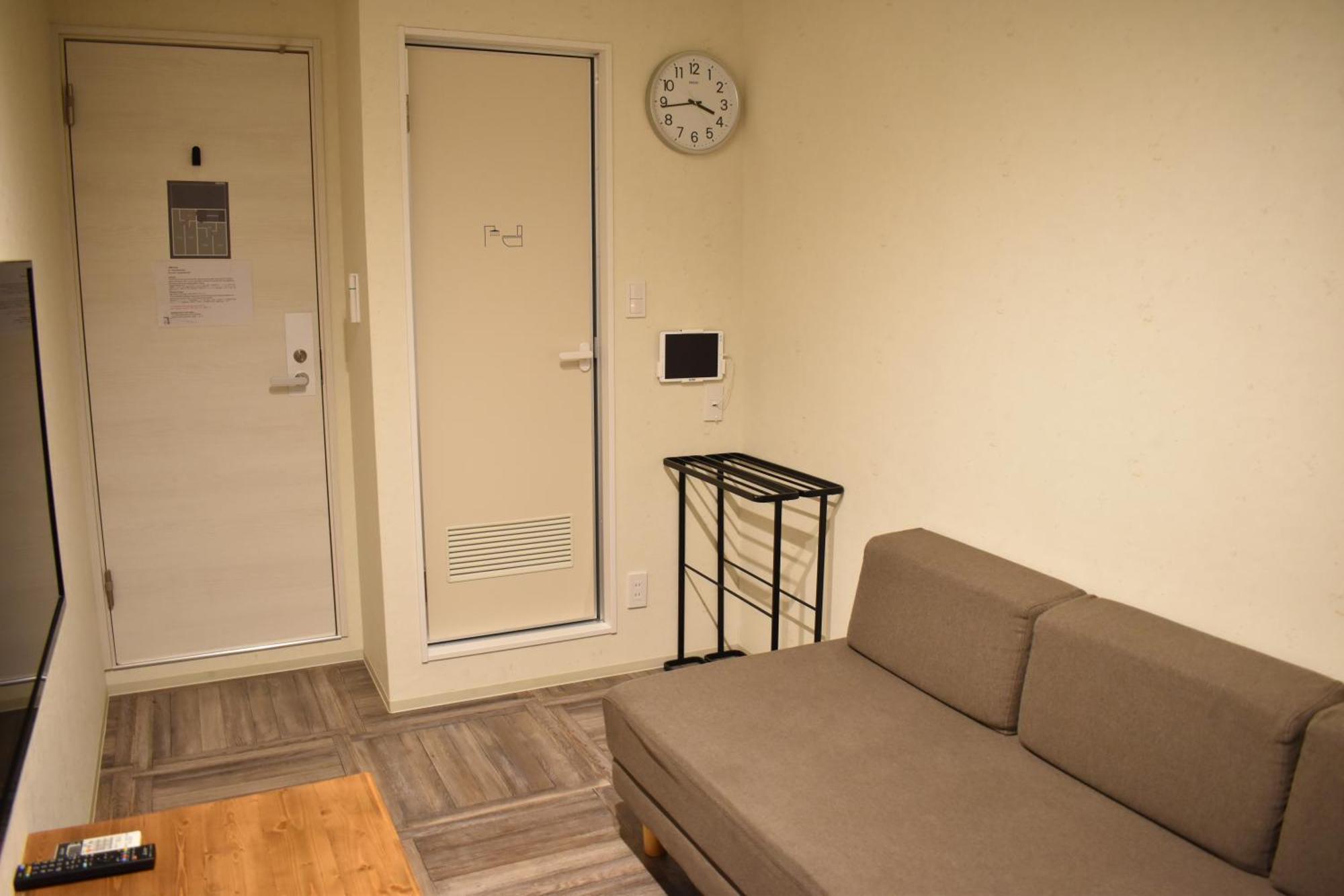 فندق Shinsaibashi House أوساكا الغرفة الصورة